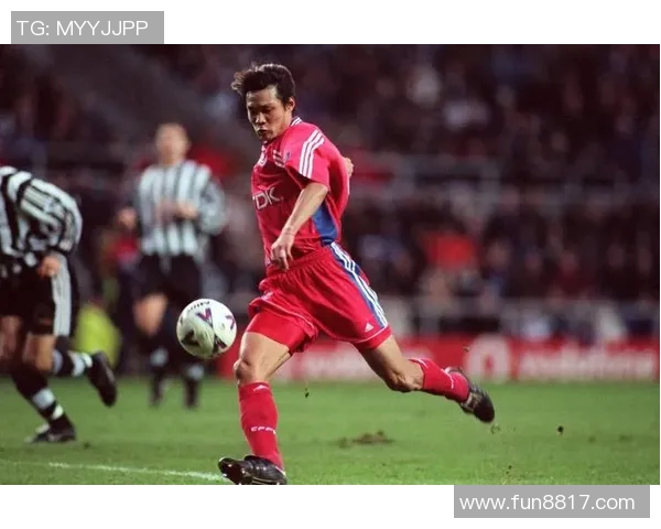 足球明星的个性名片揭秘他们的独特魅力与场上风采